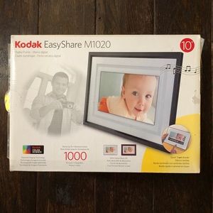 📸 Kodak EasyShare M1020 Digital Photo Frame